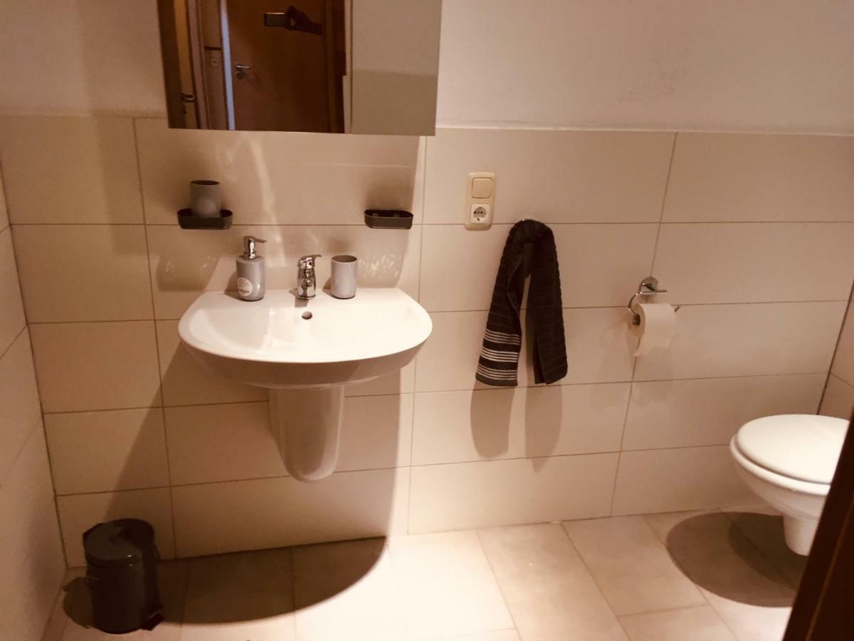 Ferienwohnung Am Nuerburgring/Wintersport Arft Acht Eksteriør bilde